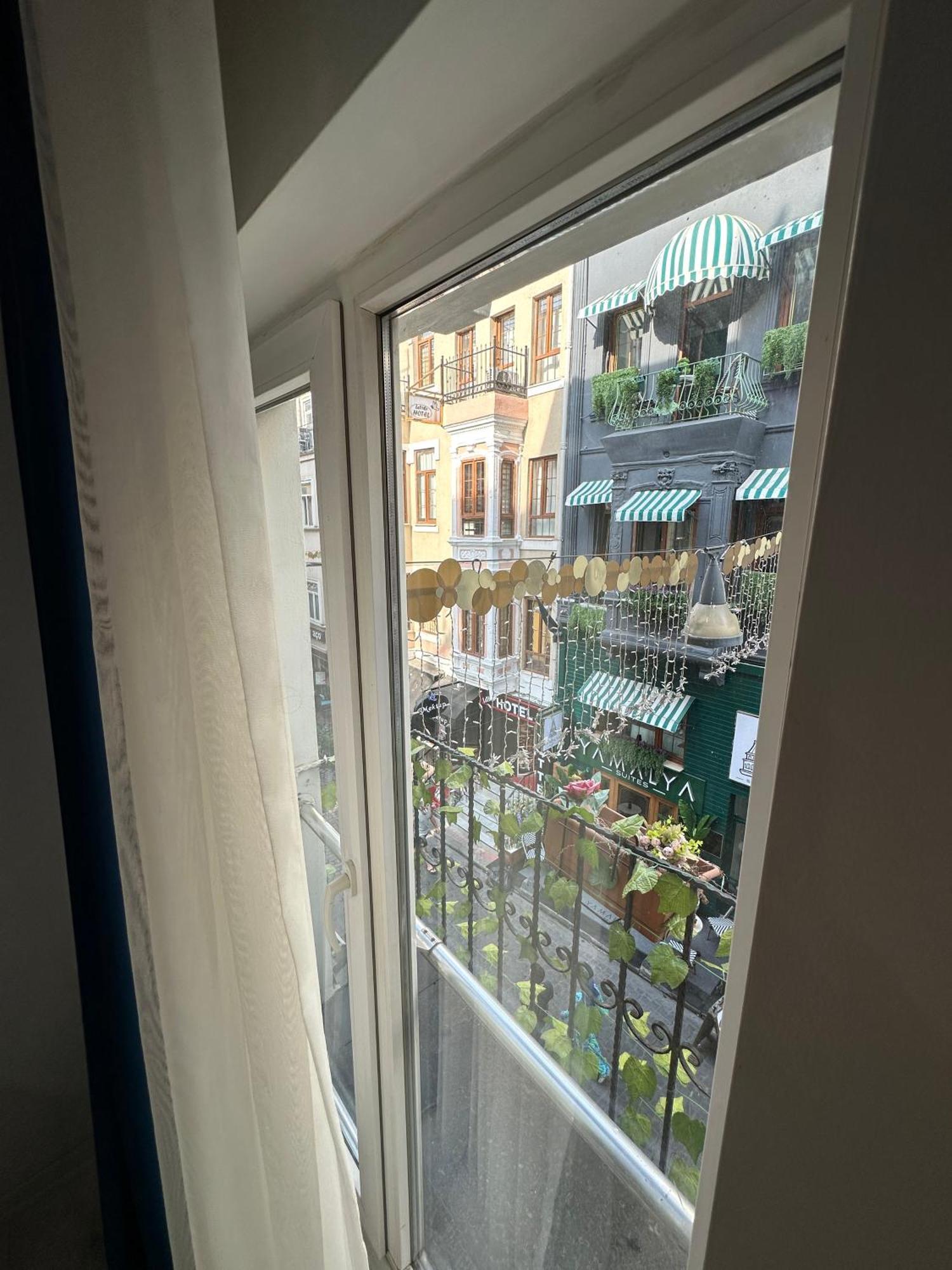 Taksim Istiklal Suites Istanbul Ngoại thất bức ảnh
