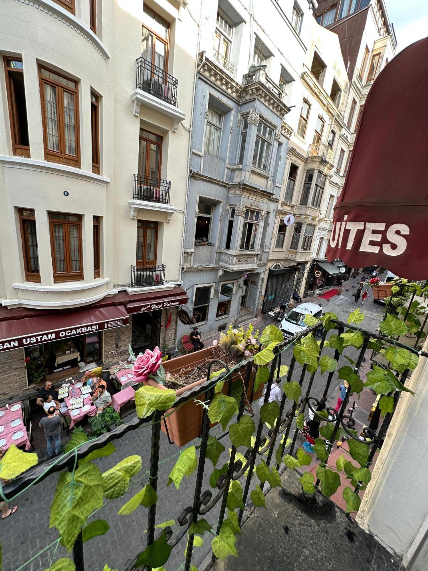 Taksim Istiklal Suites Istanbul Ngoại thất bức ảnh